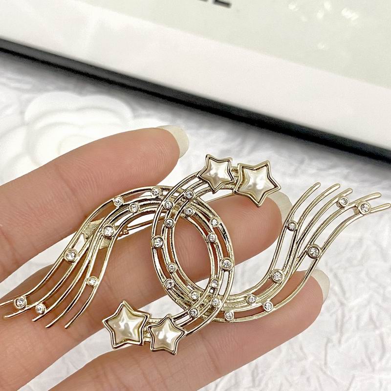 Chanel Brooch 08yxq19